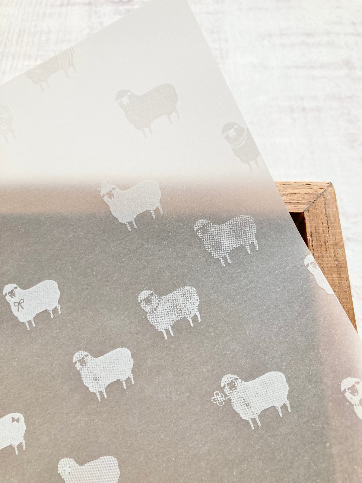 透ける模様紙 | ひつじの毎日（ホワイト）| merinomi | meriBUN STORE