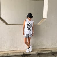 俺のゲリラシリーズ第三弾！限界突破！ノースリーブ　ホワイト