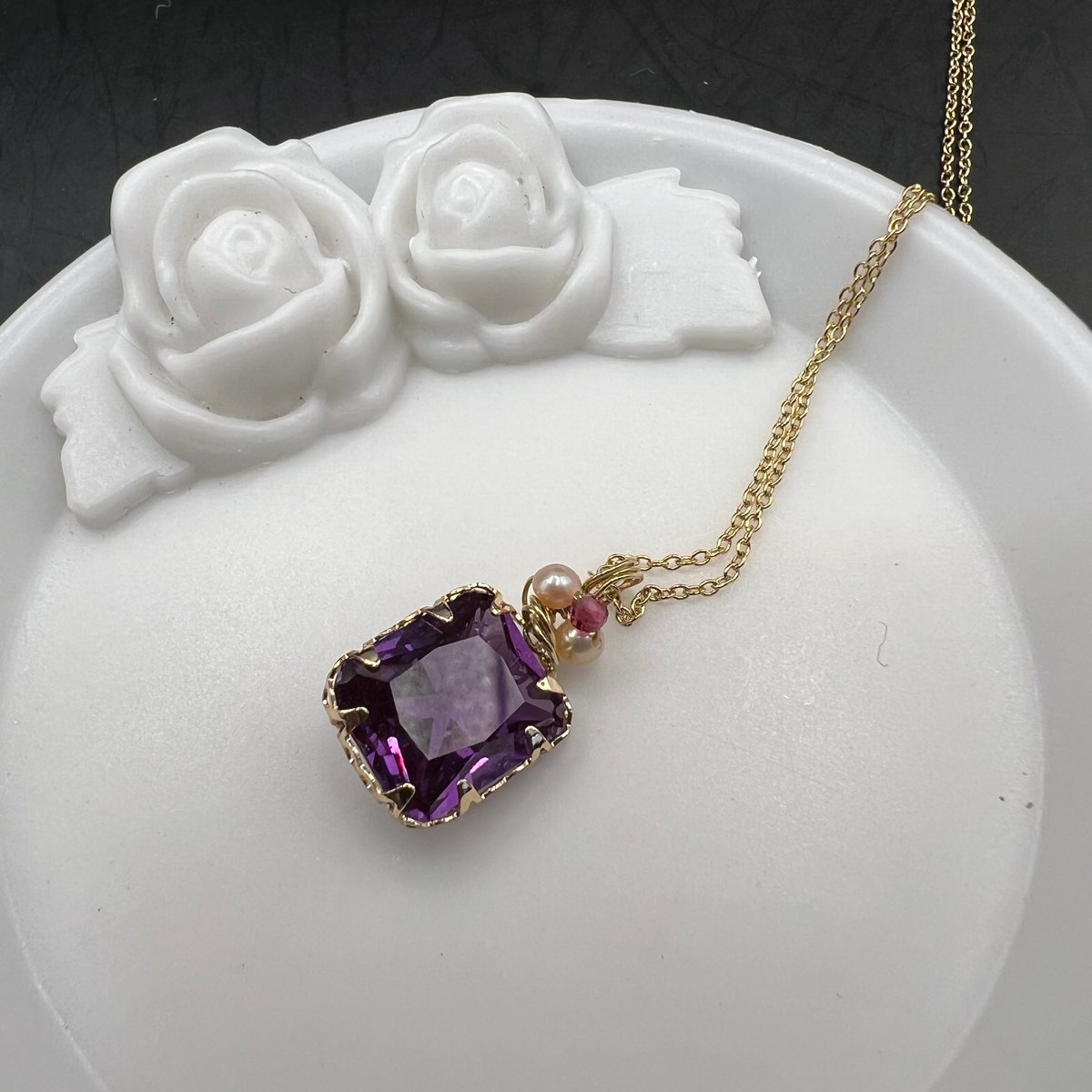 合成カラーチェンジサファイア(バイオレットサファイア) 本真珠ルビー  