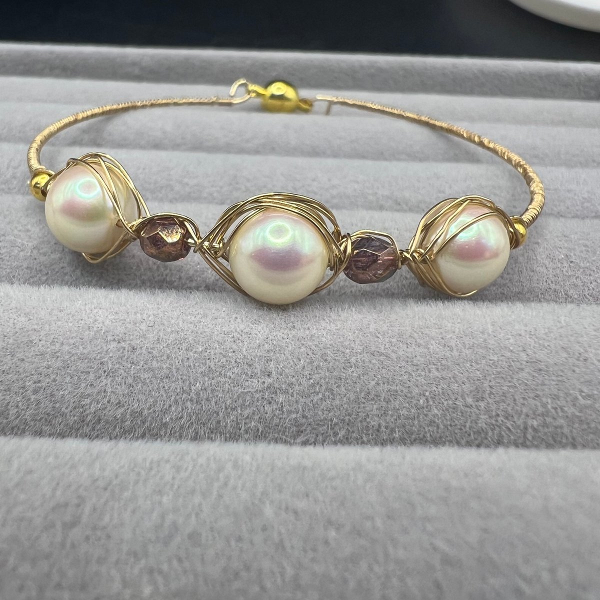 国産貝パール 形状記憶合金 ブレスレット・バングル | KYOUKO