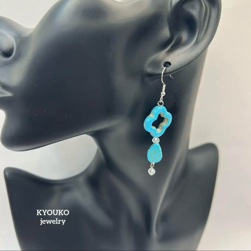 未使用　マルチカラー トリコロール フック ピアス | K10YG 未使用 マルチカラー トリコロール フック ピアス | K10YG 未使用