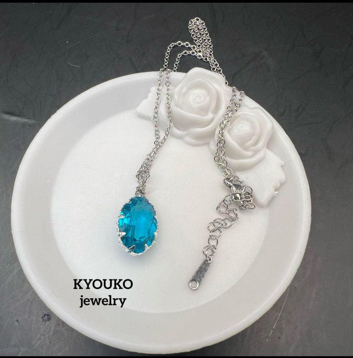 スワロフスキー swarovski ブルージルコン ステンレス製 ネックレス