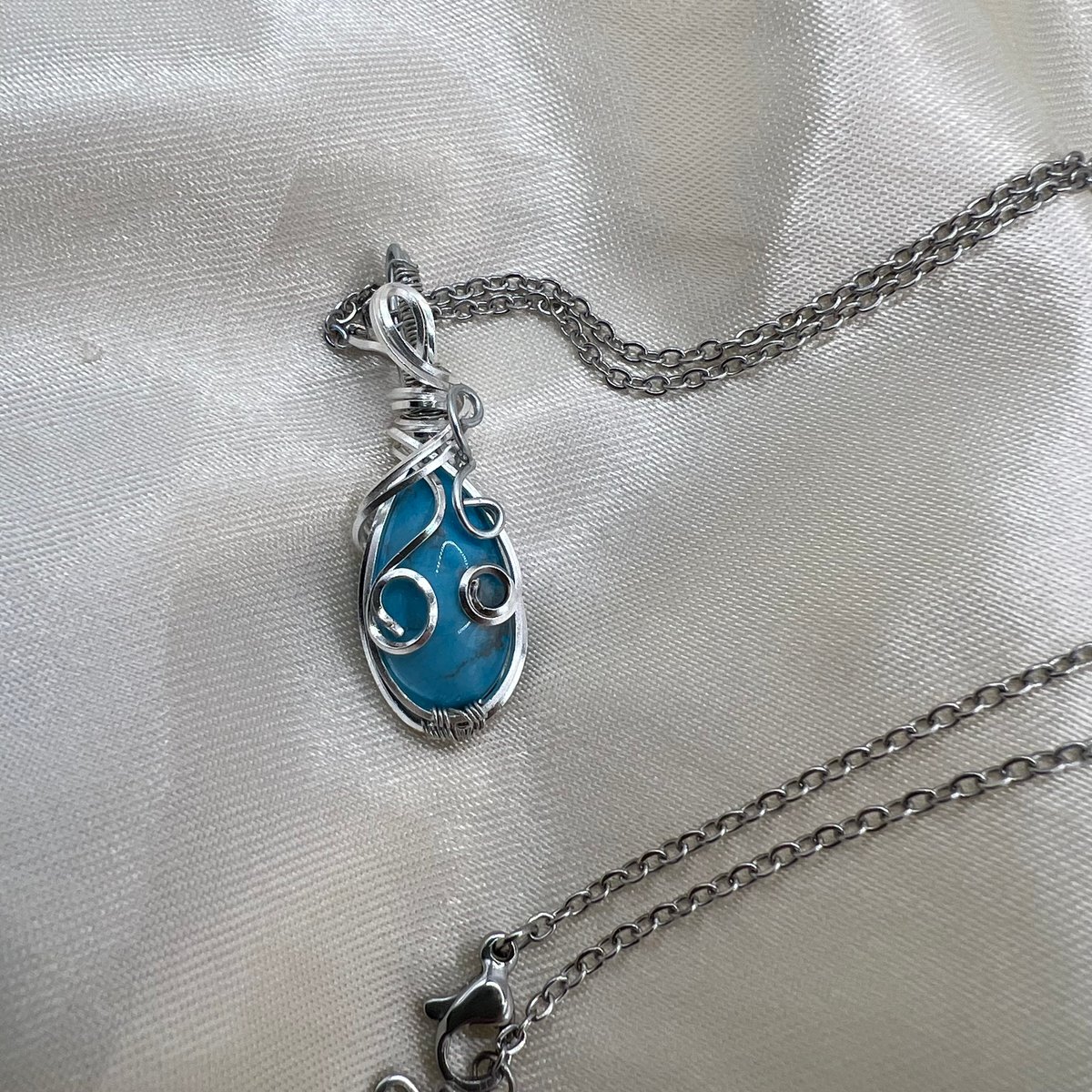 天然石 ターコイズ(含浸処理) ワイヤーデザイン ステンレス ネックレス