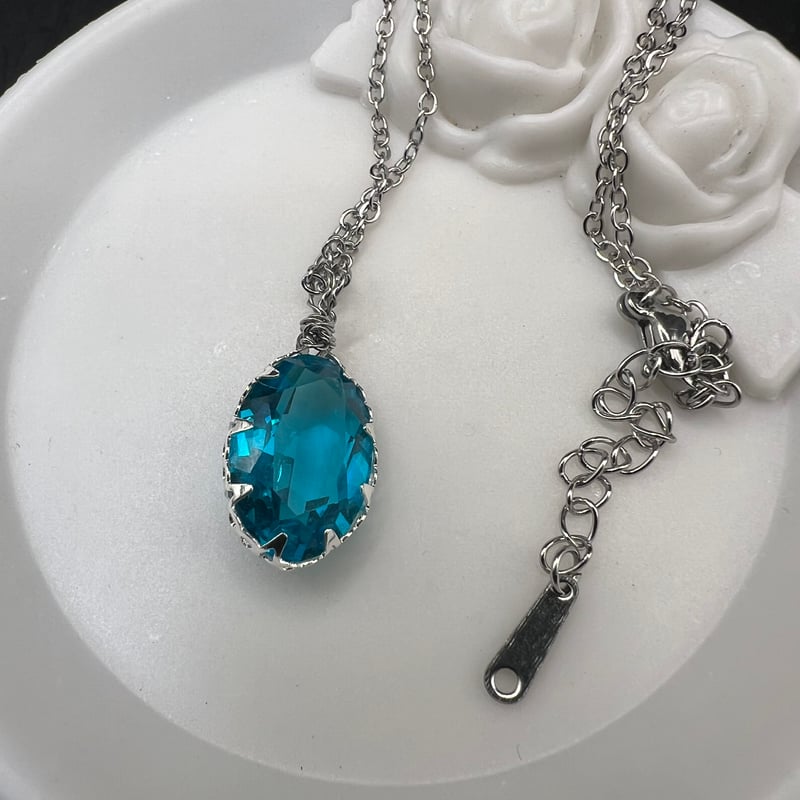 スワロフスキー swarovski ブルージルコン ステンレス製 ネックレス