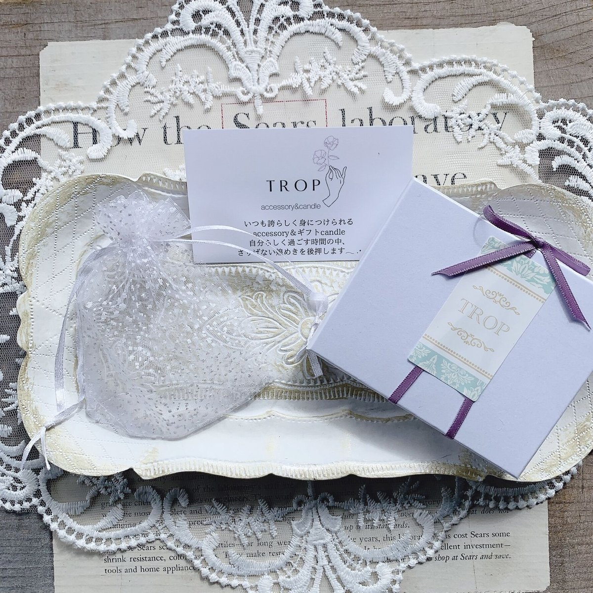 安達祐実着用 スワロフスキー 美品 ピアス 結婚式 安達祐実着用 スワロフスキー 美品 ピアス 結婚式
