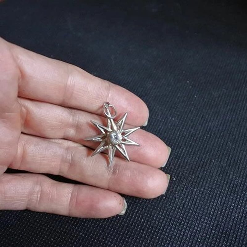 九芒星 ダンビュライトジェムストーン パワフルな神聖図形