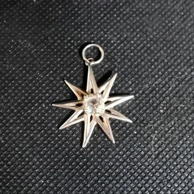 九芒星 ダンビュライトジェムストーン パワフルな神聖図形