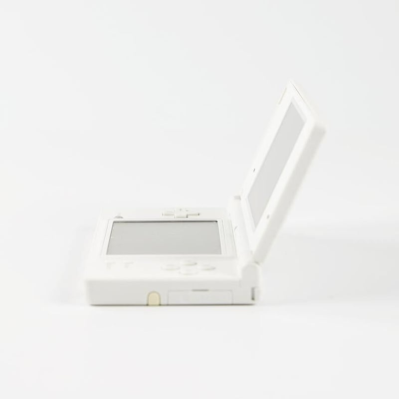 ニンテンドーDSi ホワイト | B.B.L. ニンテンドーDSi ホワイト | B.B.L.