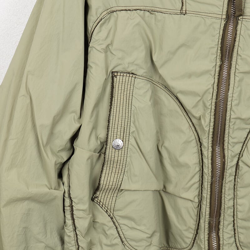 ストーンアイランド STONE ISLAND ブルゾン Mサイズ ライト ストーンアイランド STONE ISLAND ブルゾン Mサイズ ライト