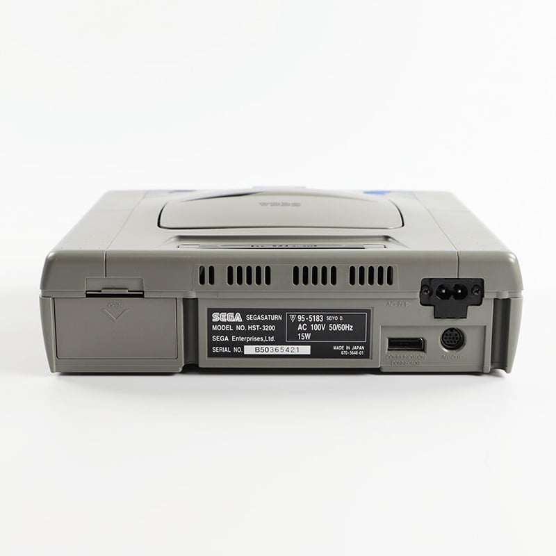 セガサターン SEGA SATURN 中期型 1995年製 HST-0004 本体HST-32 セガサターン SEGA SATURN 中期型 1995年製 HST-0004 本体HST-32