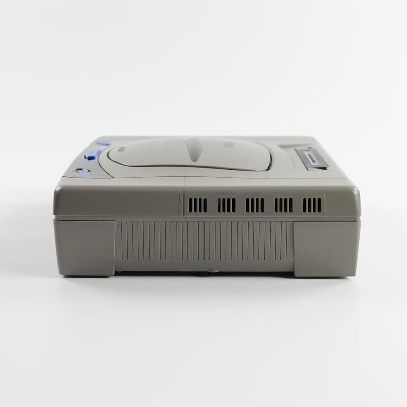 セガサターン SEGA SATURN 中期型 1995年製 HST-0004 本体HST-32 セガサターン SEGA SATURN 中期型 1995年製 HST-0004 本体HST-32