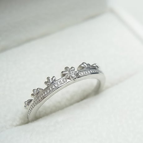 Crown ring（クラウン ダイヤモンドリング）