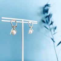 あこやパールピアス（ハーフリボン）