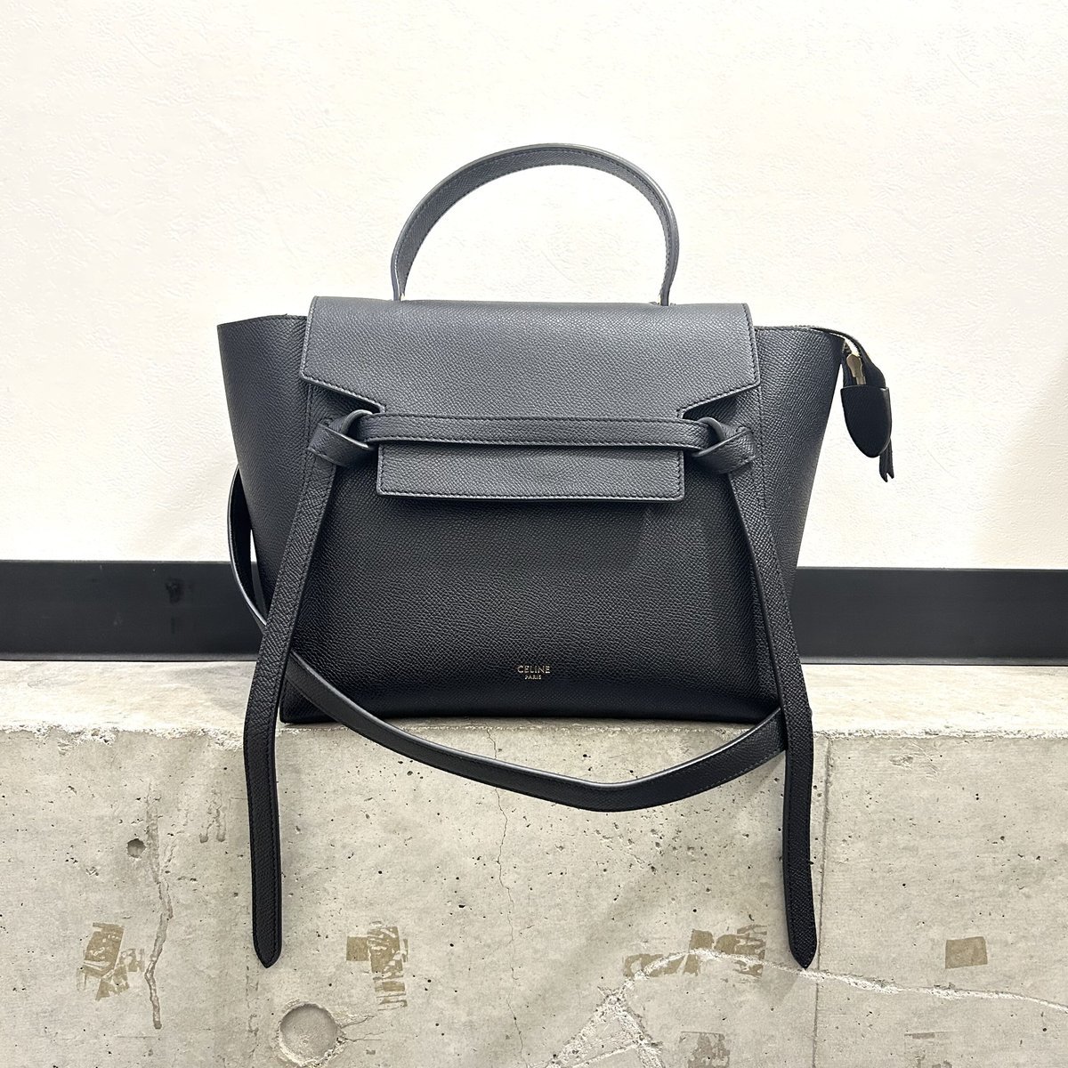 ハンドバッグCELINE ベルトバッグ　マイクロ　グレインドカーフスキン　Gray