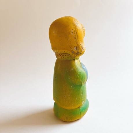 ソビエト　年代不明　冬服の子ども　ソフビ　人形　高さ15cm