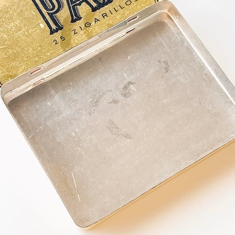 缶　PAX　ドイツの老舗メーカーのシガリロ缶
