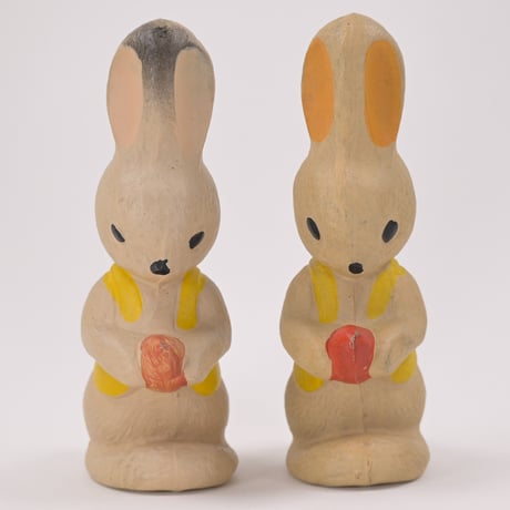 ソビエト　年代不明　にんじんを持ったオレンジ耳うさぎ　ソフビ　人形　高さ19cm
