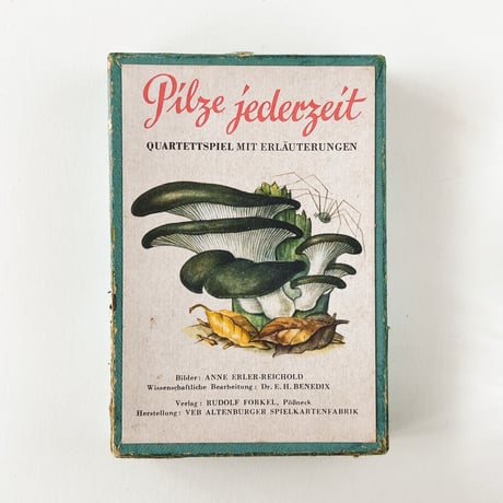 東ドイツ　カードゲーム　Pilze jederzeit　きのこカードゲーム 　1970年代　箱入り