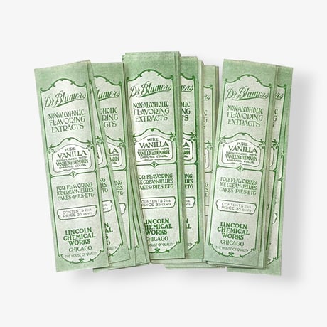 アメリカ　香料のラベル　Dr. Blumers Pure Vanilla (1930s)