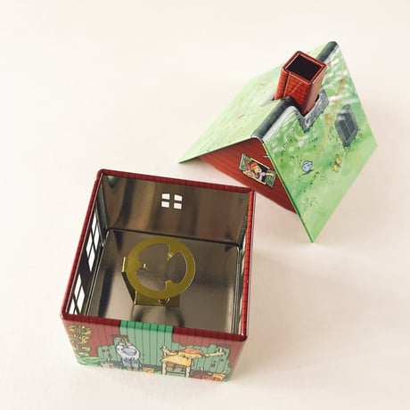 ドイツ　ザイフェン　煙出しハウス　kunterbunt　金属製