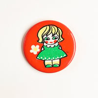 ソビエト　缶バッジ　人形02