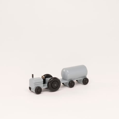 ドイツ　ザイフェン　木製おもちゃ　トラクター
