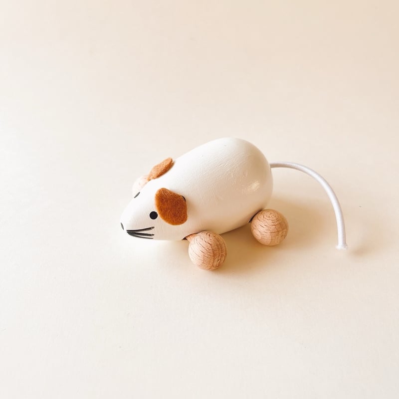 チェコ 木製おもちゃ ネズミの車 | こぐま舎