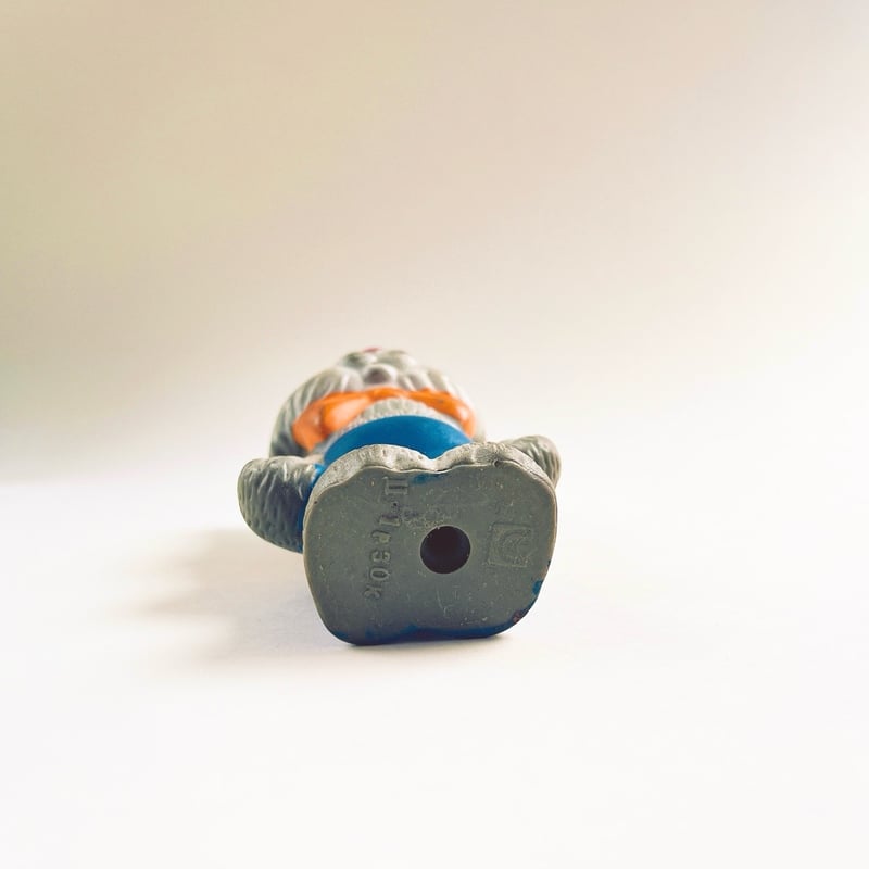 ソビエト 年代不明 蝶ネクタイをした猫 ソフビ 人形 高さ12cm | こぐま舎