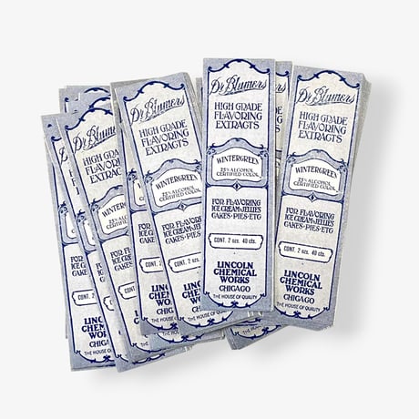 アメリカ　香料のラベル　Dr. Blumers Wintergreen (1930s)
