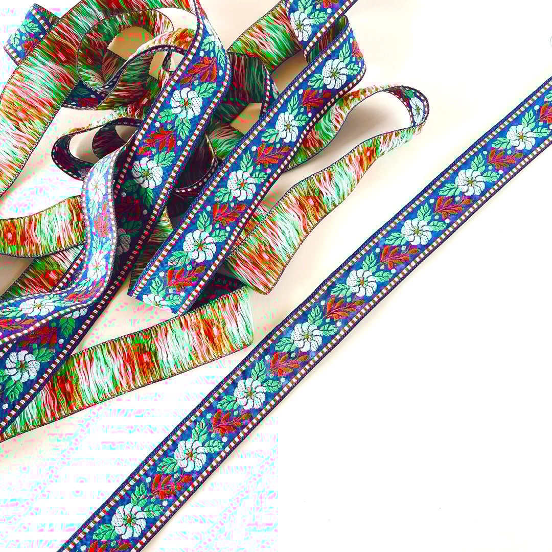 ヴィンテージ　花柄チロリアンテープ　チロリアンニット　メタルフック C26 楽天市場】チロリアンテープ 花柄 青地 34mm 《 チロリアン