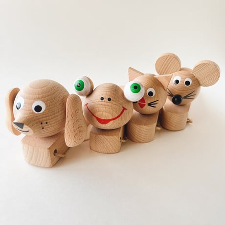 チェコ　木製　ドアストッパー　動物モチーフ