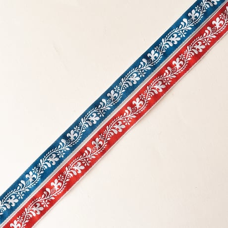 チェコ　チロリアンテープ　植物　白地に赤色　リバーシブル　幅15mm　10cmあたり¥70