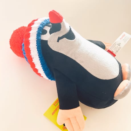 チェコ　現行品　モグラのクルテク　ぬいぐるみ　毛糸の帽子　高さ25cm