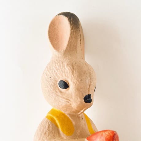 ソビエト　年代不明　にんじんを持ったうさぎ　ソフビ　人形　高さ19cm