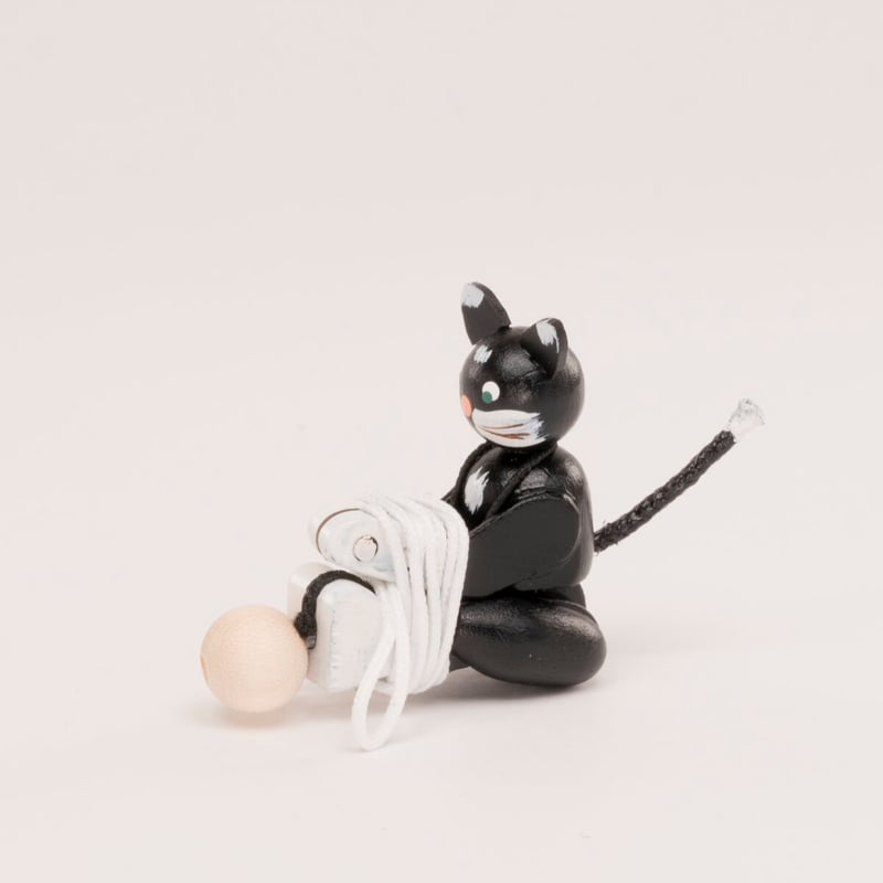 ドイツ ザイフェン 人形 黒猫 紐上り人形 木製 | こぐま舎