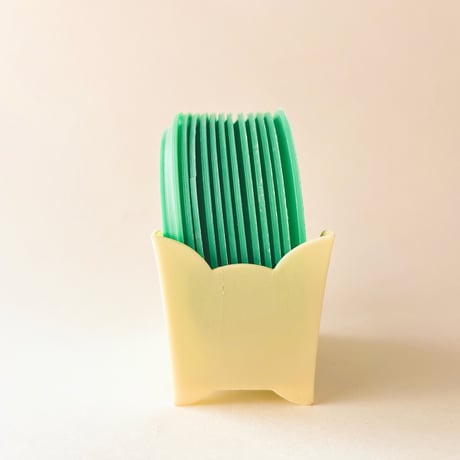 東ドイツ　プラスチック　コースター　緑色　12枚セット
