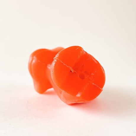 ソビエト　年代不明　オレンジ色のさる　プラスチック　人形　高さ8.6cm