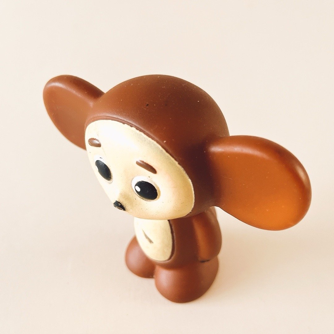 ソビエト　ヴィンテージ 大きなチェブラーシカの陶器　長期保存 ソビエト ヴィンテージ 大きなチェブラーシカの陶器 長期保存