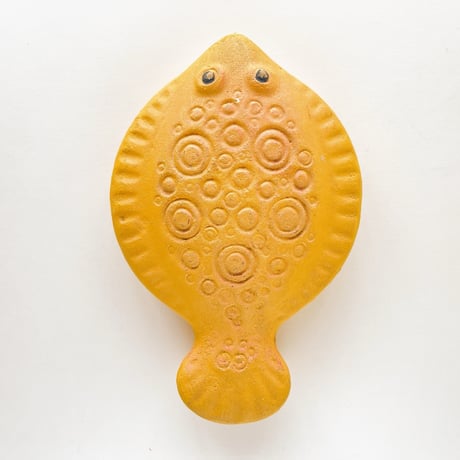 ソビエト　年代不明　黄色のひらめ　ソフビ　人形　長さ15cm