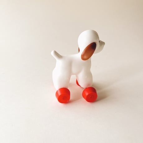 東ドイツ　プラスチック　茶耳犬　人形   SONNI