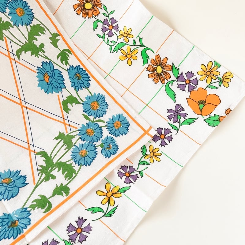 ハンガリー 手織りリネンの花刺繍キッチンクロス【sa733】 ハンガリー 手織りリネンの花刺繍キッチンクロス【sa733】