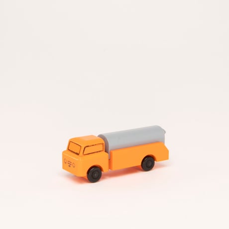 ドイツ　ザイフェン　木製おもちゃ　トラック