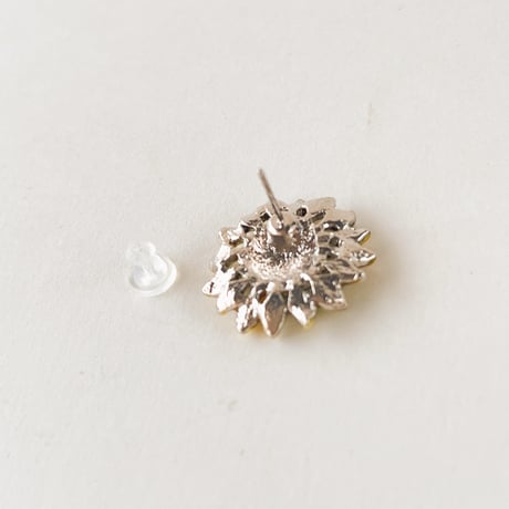 チェコ　ピアス　ひまわり　真鍮　FABOS