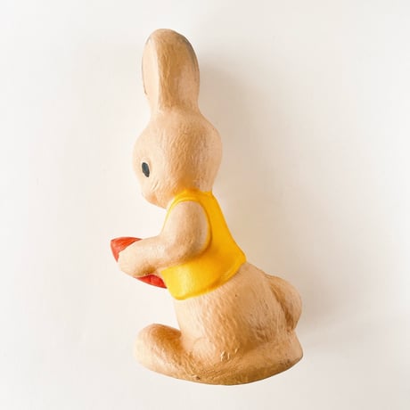 ソビエト　年代不明　にんじんを持ったうさぎ　ソフビ　人形　高さ19cm