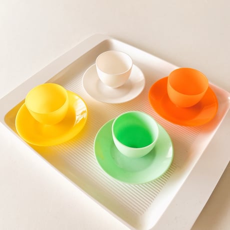 エッグスタンド | STORES