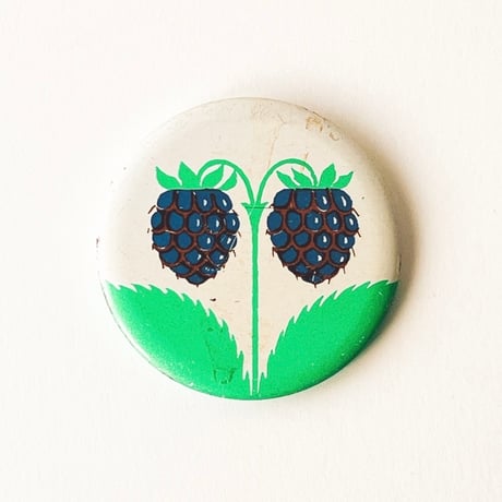 ソビエト　缶バッジ - Brombeere - 1970s