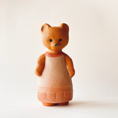 ソビエト　年代不明　スカートを履いたくま　ソフビ　人形　高さ15cm