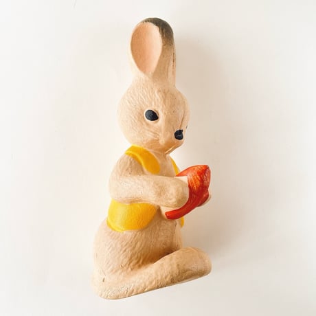 ソビエト　年代不明　にんじんを持ったうさぎ　ソフビ　人形　高さ19cm