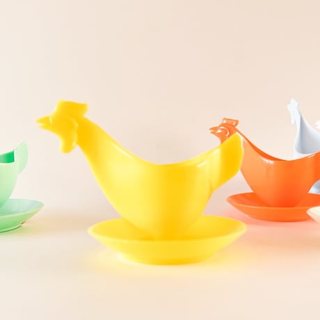 東ドイツ　プラスチック　エッグスタンド　ニワトリ