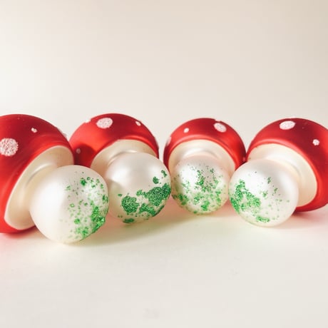 チェコ　クリスマスオーナメント　きのこ　ガラス　（大）